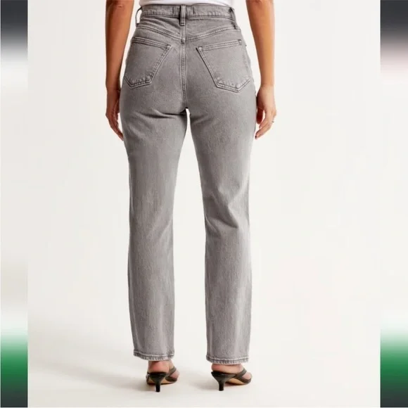 Abercrombie ‘90s Straight Ultra High Rise Jeans Grey Wash 30 / 12 J15 - Picture 3 of 10